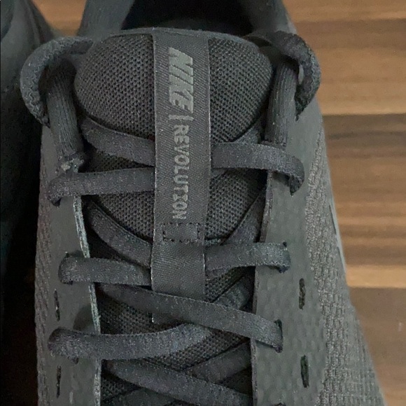 Nike Men's Revolution 5 Running Shoe Size 6W - Picture 6 of 13